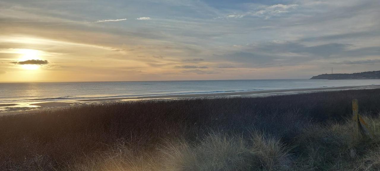 Le Balcon De Jersey - Face A La Mer Saint-Jean-de-la-Rivière Exteriör bild